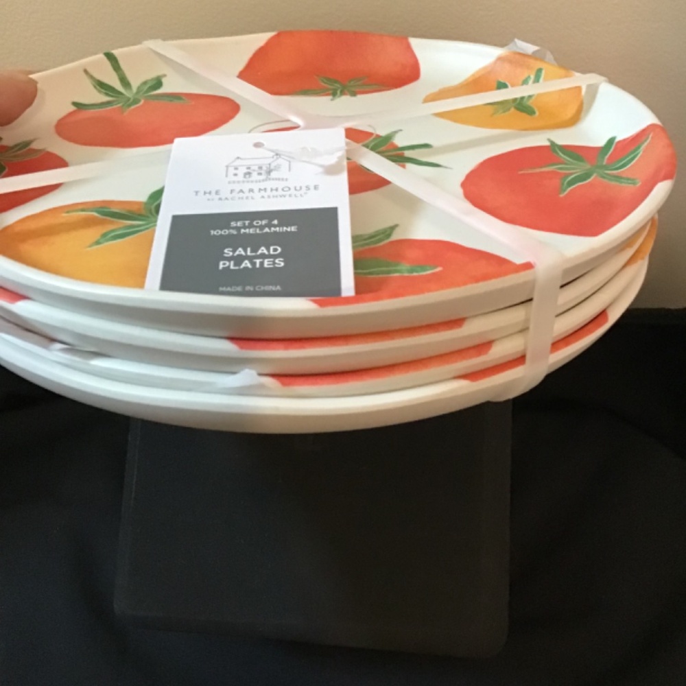 The Farmhouse Rachel Ashwell Melamine Tomato Salad Plates Set of 4 - Picture 2 of 2
